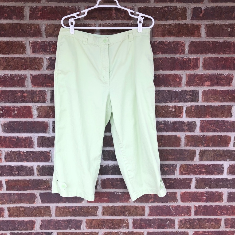 Women’s Christopher & Banks Lime Green Cropped Capri Pants Size 14